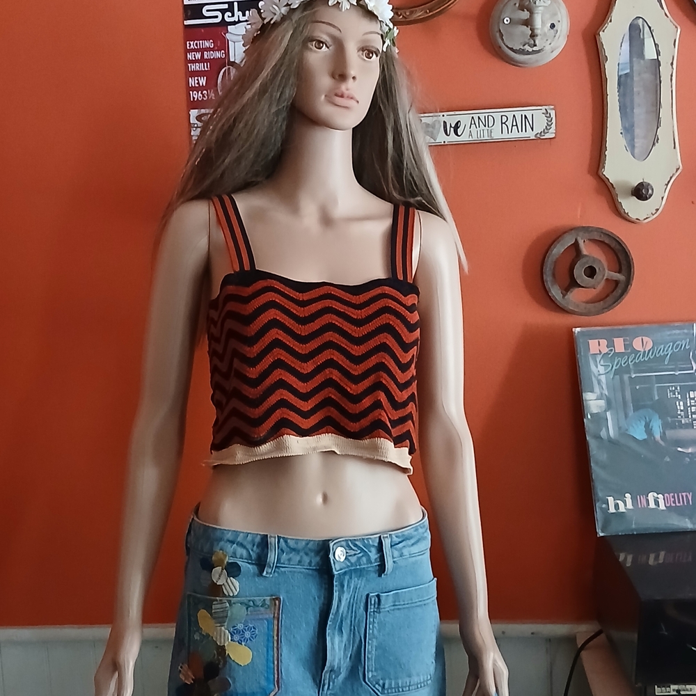 Scotch & Soda Black Red Chevron Crop Tank
